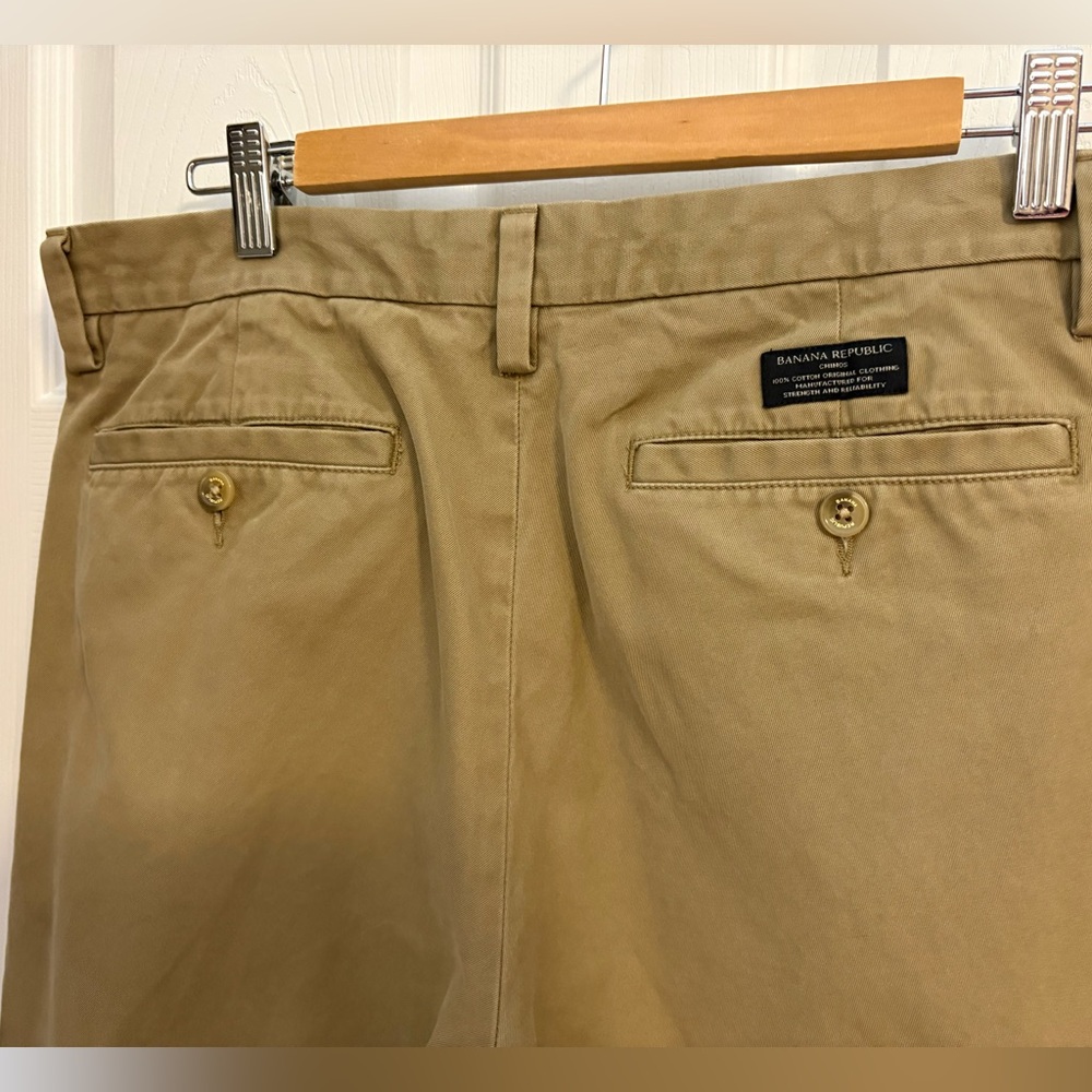 Banana Republic Men's Khaki Chinos 33x32 - Picture 6 of 6